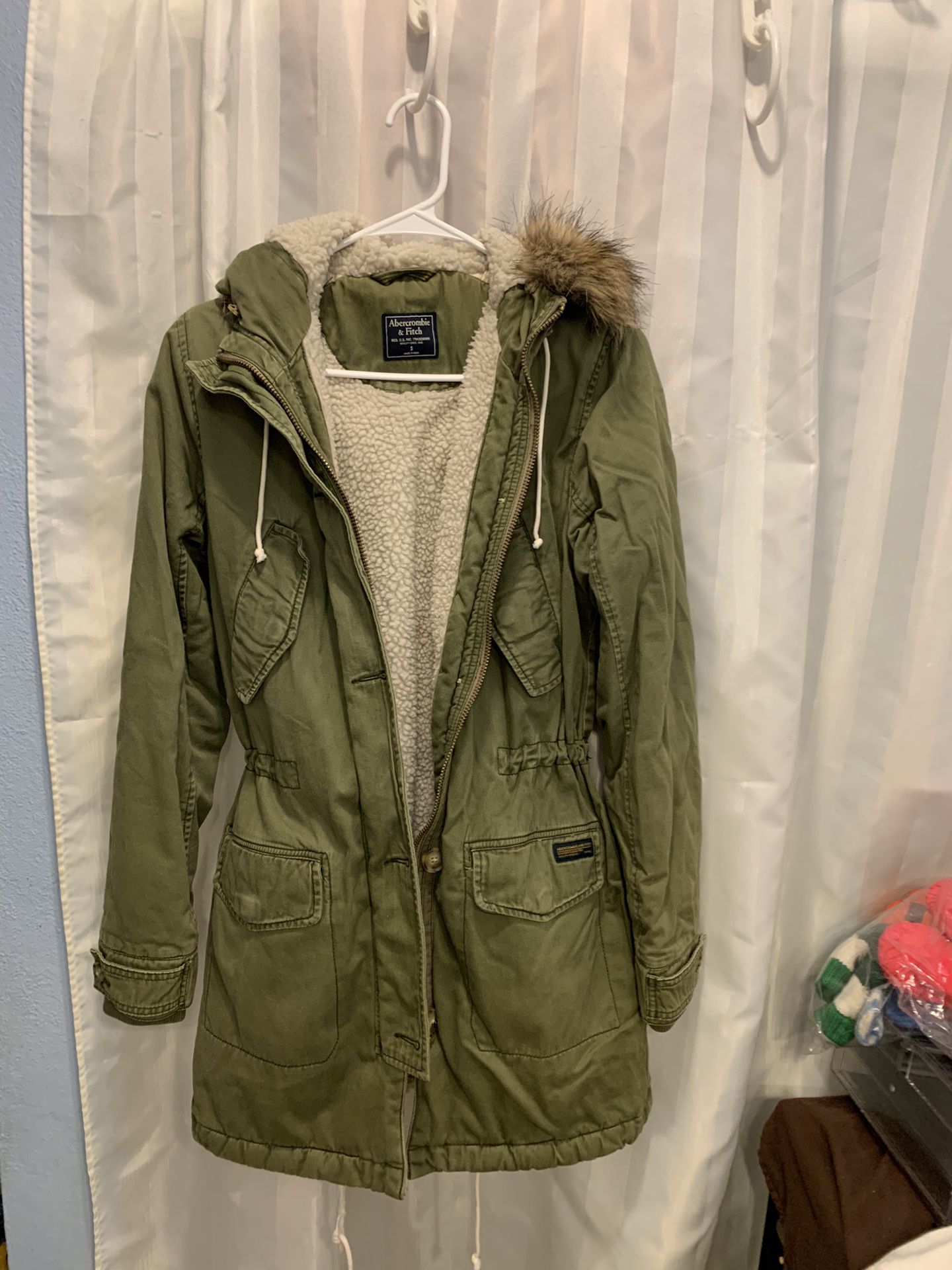 Abercrombie & Fitch Women’s  Jacket Size; S /M