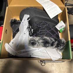 Kids Snow Boots Size 5