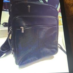 KENNETH COLE LEATHER BACKPACK 