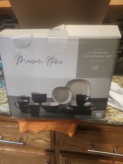 New dinnerware set