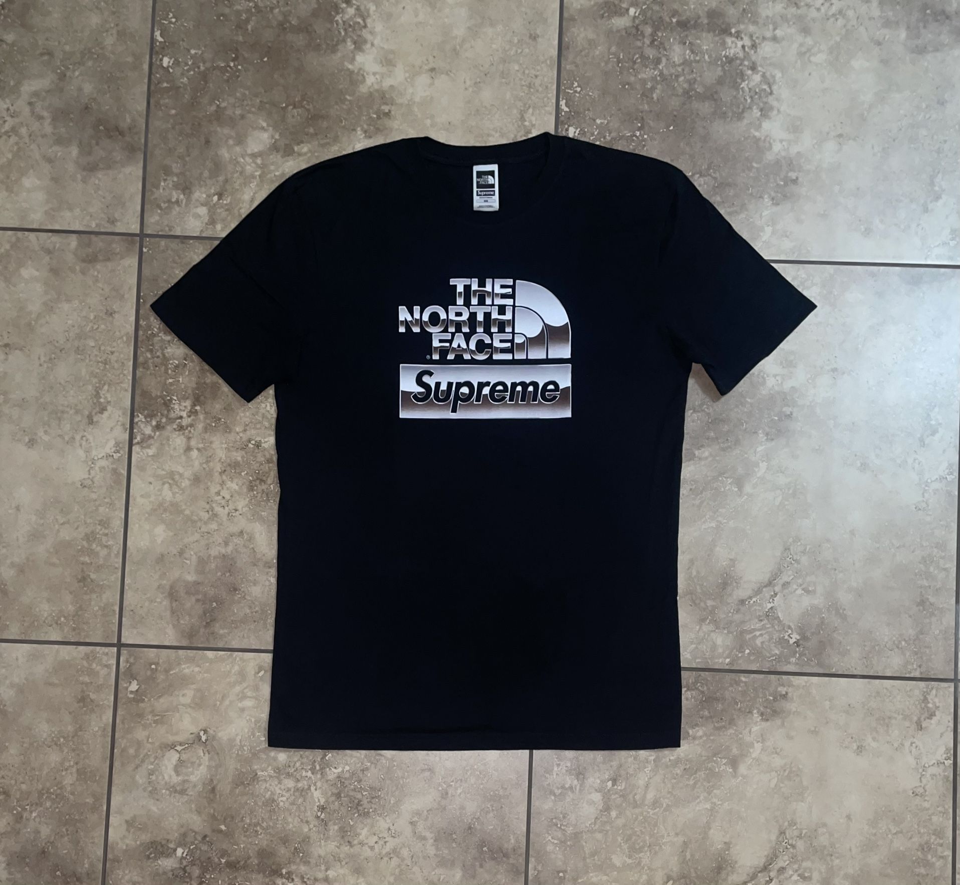 Supreme The North Face Metallic Logo T-shirt Black SS18 Size Medium