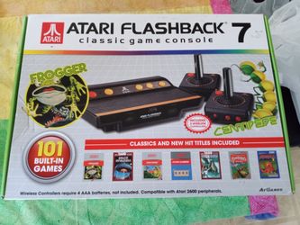 ATARI FLASHBACK CLASSIC GAME CONSOLE 7, BUILT-IN 101 GAMES CLASSIC 2 CONTROLLER WIRELESS TESTED WORKING GREAT, RETRO