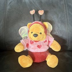 Collectible Disney Store Winnie the Pooh "Luv Bug" 7" Plush - Valentine's Day 2000