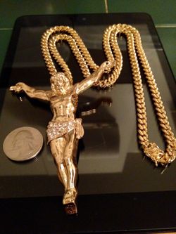 14K Gold Plated Miami Cuban Chain With Big Open Armed Jesus Pendant