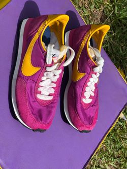 5.5 Nikes