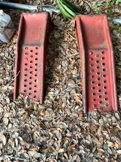 Two Pairs Of Car/truck Ramps