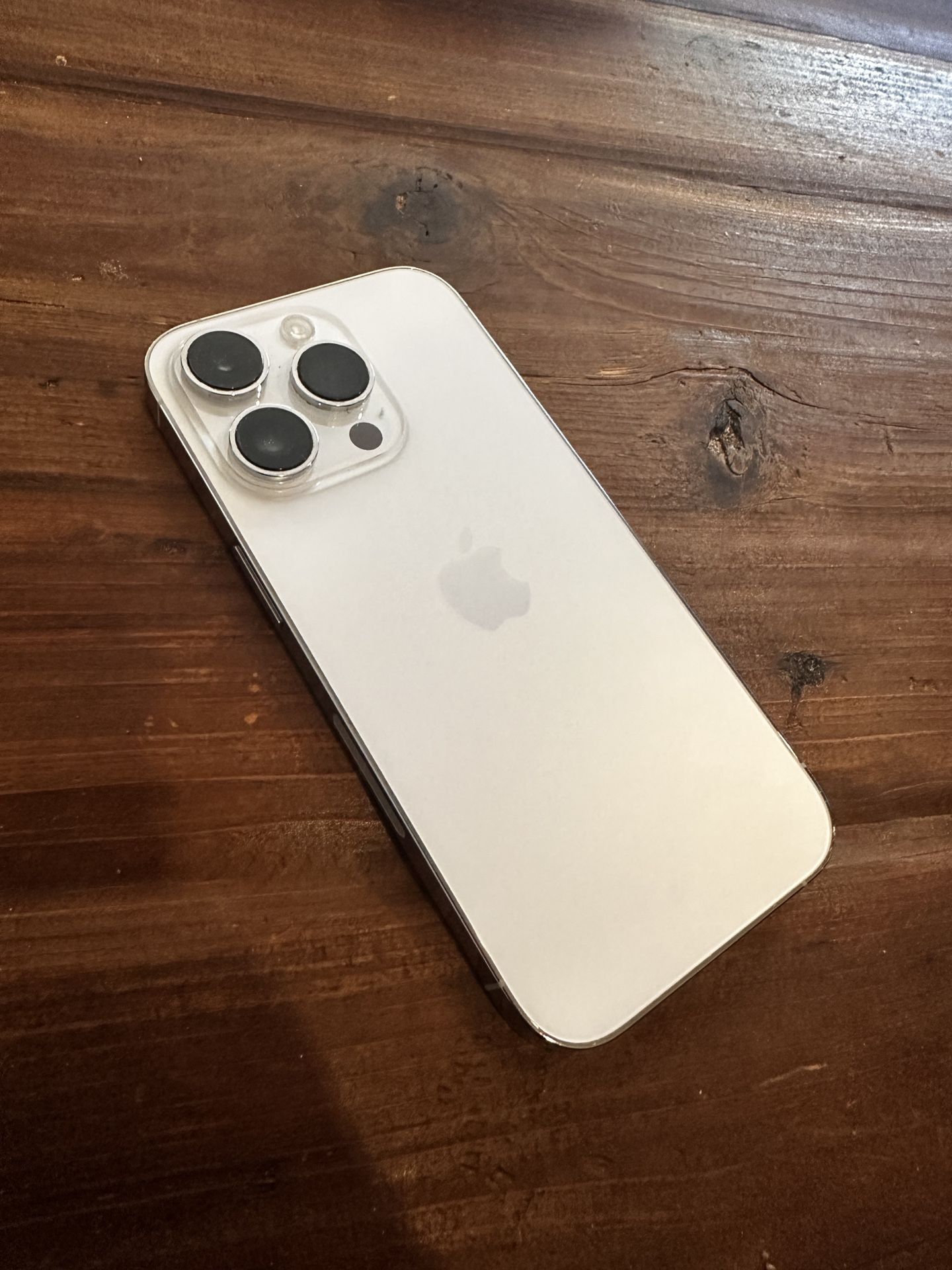 Unlocked iPhone 14 Pro