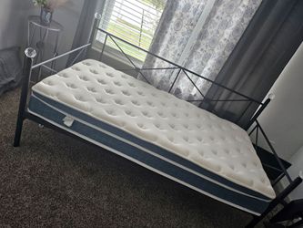 Twin Metal Daybed Frame with Mattress