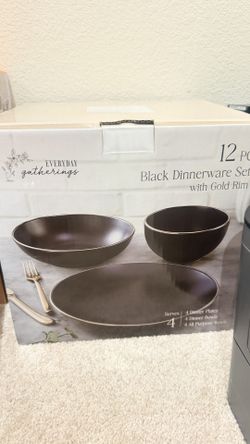 New ceramic dinnerware black with gold rim
