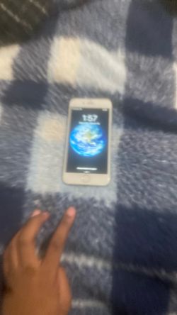 iPhone 6 (Barely Used)