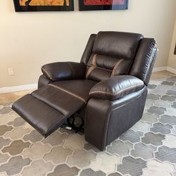 Beautiful Brand New Chocolate Brown Swivel Reclining Chair