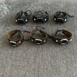 Adjustable leather bracelet with belt design