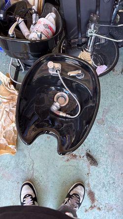 Black Salon Shampoo Bowl with Sprayer