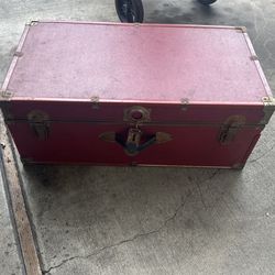 Concourse Trunk