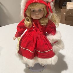 This Is A Porcelain Doll From The Victoria Ashlea Originals Line. Vintage