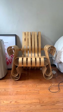 Frank Gehry for Knoll Power Play Lounge Chair 10/99 Edition - $2,000 (Nolita / Bowery)