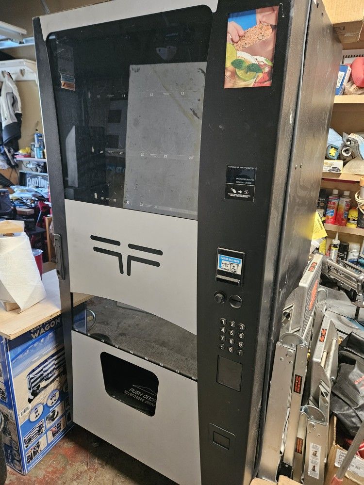 Snack Soda Combo Machine