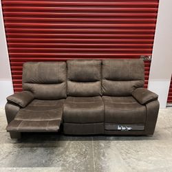 BRAND NEW! Barcalounger Henley Reclining Sofa | Free Delivery & Install