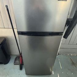 Small Refrigerator 