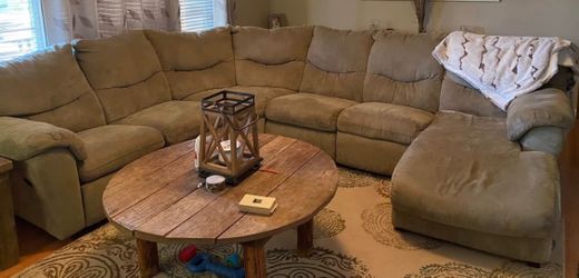 Sectional couch
