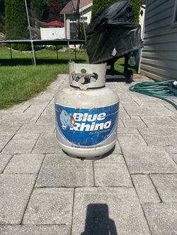 Propane tank (empty) Blue Rhino