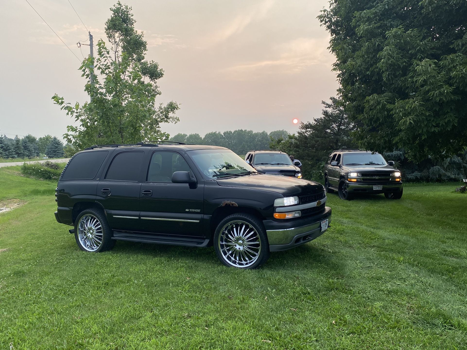 24” Rims & Tires