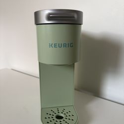 Keurig K-Mini Go Single-Serve K-Cup Pods Coffee Maker Sage