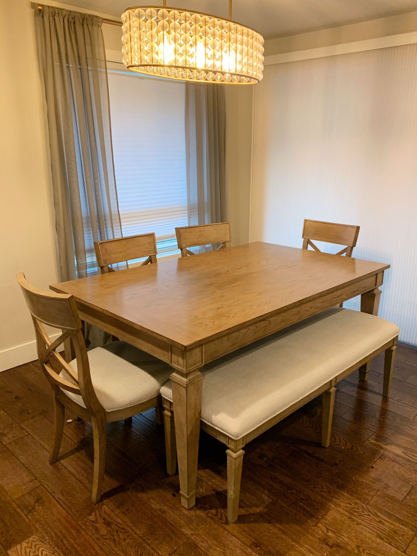 Wooden 6pc Dining Room Table