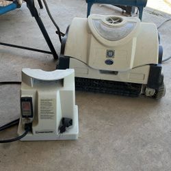 Hayward Pool sweeper