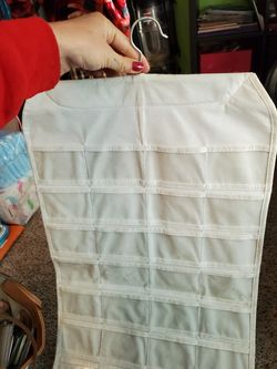 Jewerly holder for closet