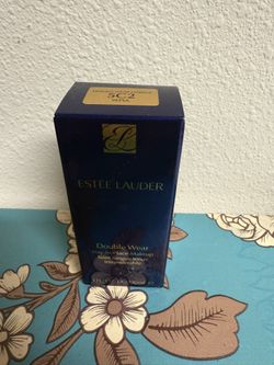 Estee Lauder 