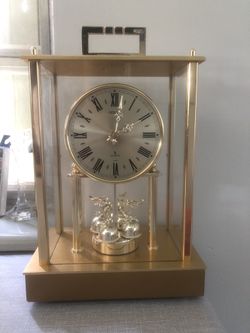 Citizen Quartz Gold Clock