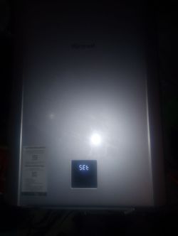 Rinnai Tankless Water Heater