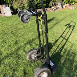 Milwaukee 800 lb Capacity Hand Truck 