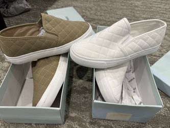 2 Pairs Of Womens Slip On Checkered Shoes In White And Tan/Olive Like New Size 8