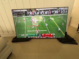 SAMSUNG 85” Crystal UHD 4K Smart TV