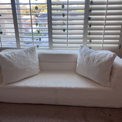 Free Couch Must Pick Up today Before 8p