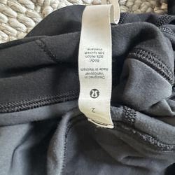 Lululemon leggings size 2