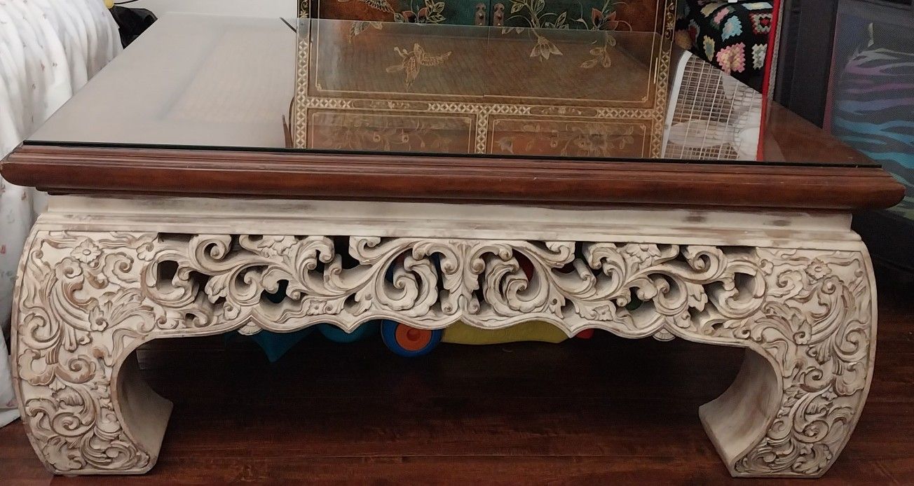 Beautiful Large square Coffee Table