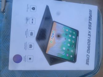 Wireless keyboard case
