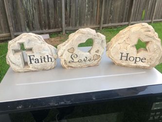 Inspiration lawn rocks
