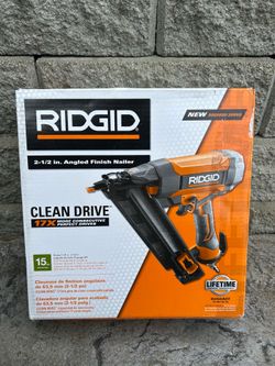 RIDGID Pneumatic 15-Gauge 2-1/2 in. Angled Finish Nailer with CLEAN DRIVE Technology, and Tool Bag $199+ tax at Home Depot