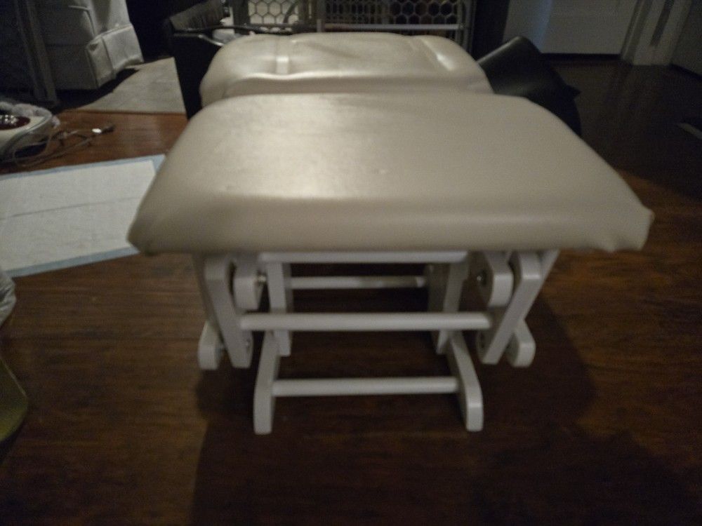 Beige Chair Cushion Foot Rest