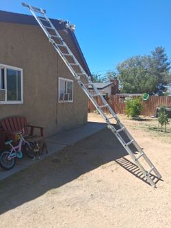 WERNER 16FT FOLDABLE LADDER 🪜