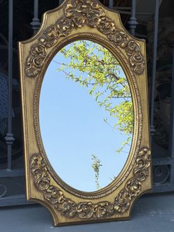 Vintage Hand-Carved Ornate Mirror 24"×41" – A Timeless Statement Piece