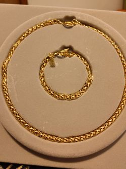 Jones New York Gold Tone Gift Set New