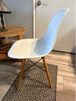 Set of 2 White Mid-Century Modern Style Chairs-OBO