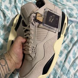 Jordan 4s 