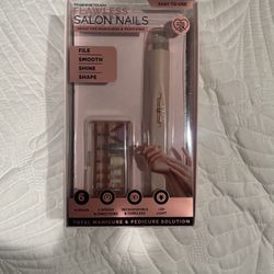 Flawless Salon Nails (Finishing Touch)