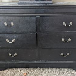 Set of dressers